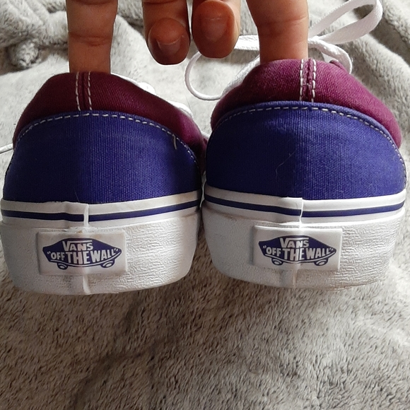 Like new vans - Picture 3 of 3
